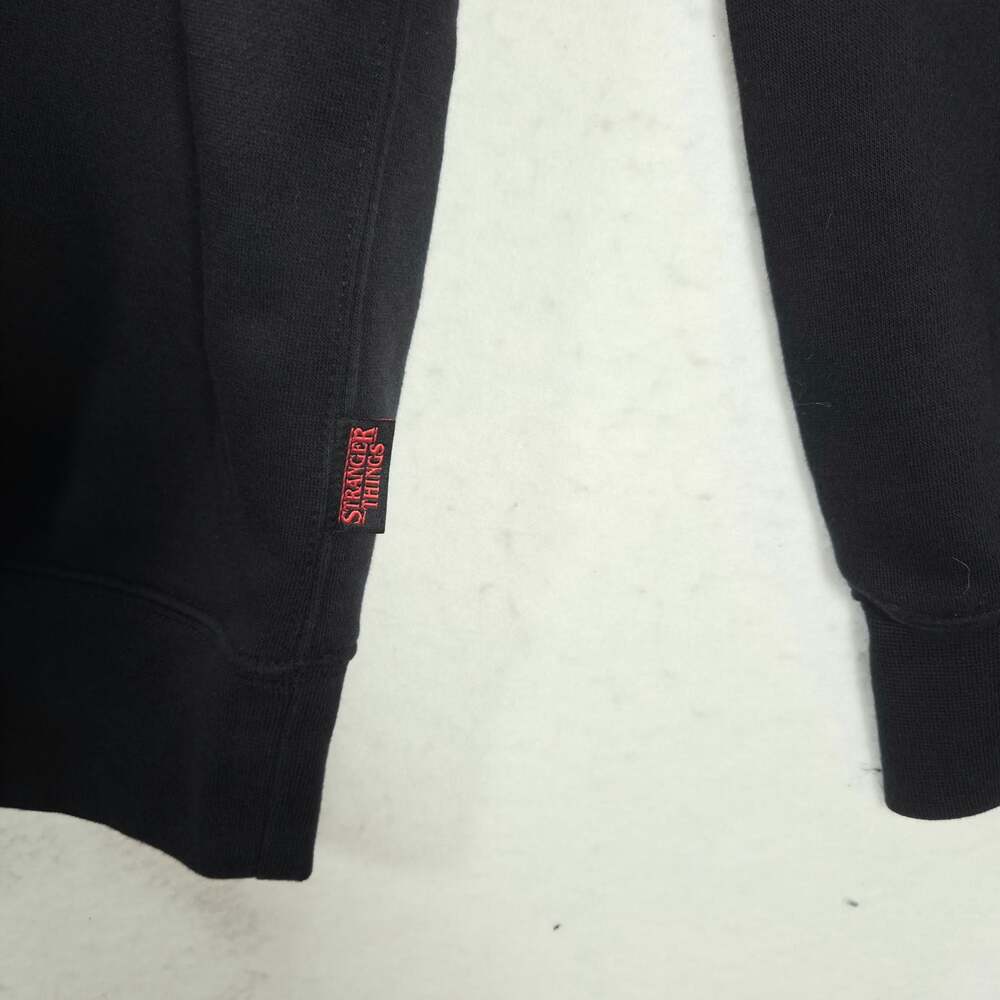 Nike x Stranger Things Hoodie Mens Large Black Red Logo Fleece Sweatshirt - Picture 5 of 9